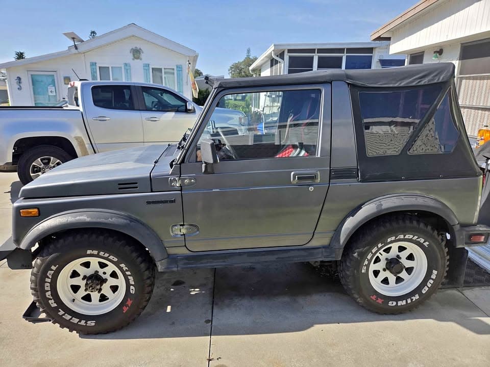 1987 Suzuki Samurai JA Convertible SUV
